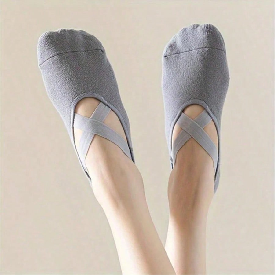Anti-slip silicone sole yoga s - Mat Pilates Yoga review and price